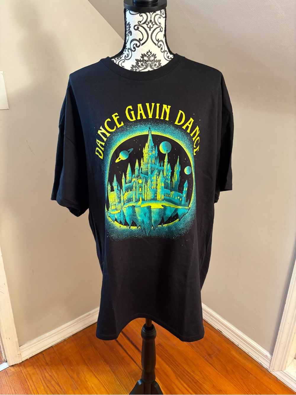 NWOT Dance Gavin Dance Castle T-Shirt Size XL Band Tee Music Post Hardcore Rock